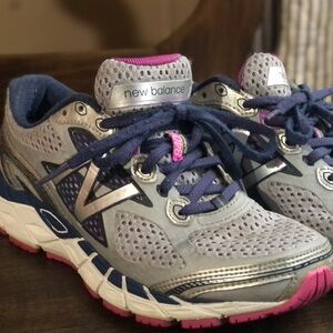 NEW BALANCE 840 Running Shoe 👟